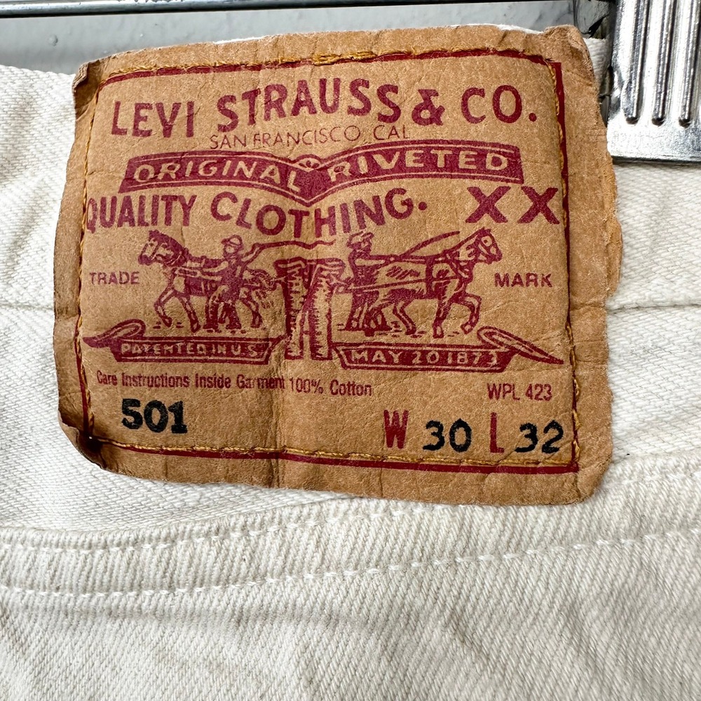 Levi's 501 Jeans Mens 30x32 Ivory Vintage 90s Made in USA Straight Leg Denim - Picture 2 of 12